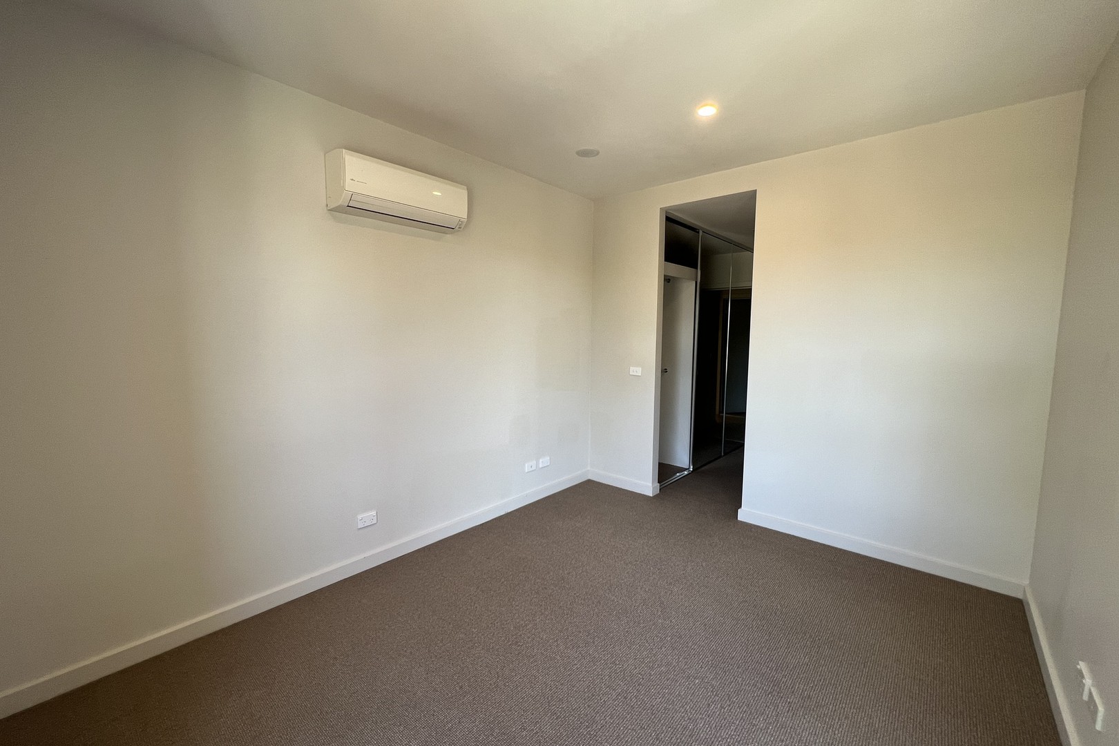 21/2 Monckton Place, Caroline Springs, VIC 3023, Caroline Springs - Thumbnail 8