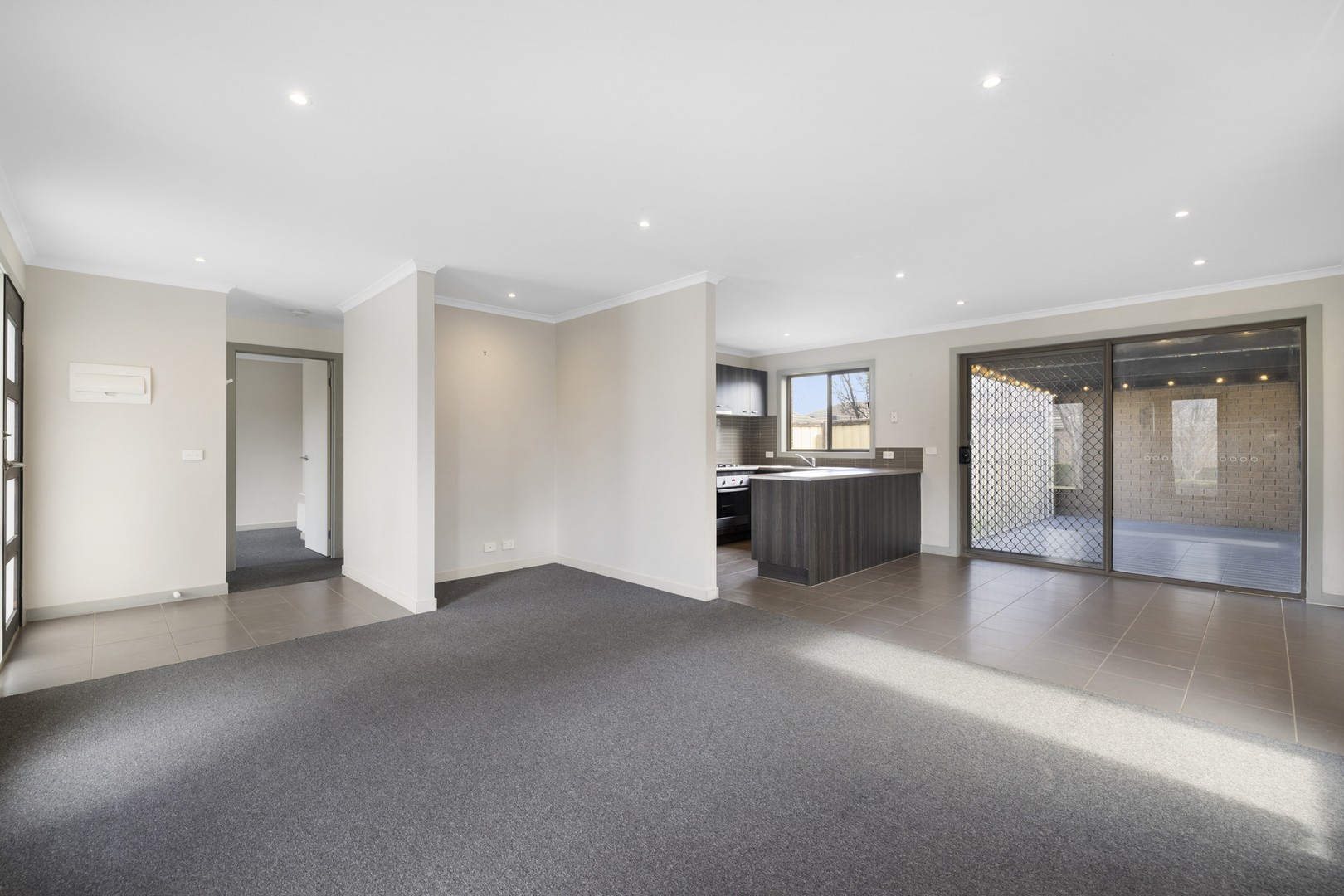 21/3 Campaspe Way, Point Cook, VIC 3030, Point Cook - Thumbnail 3