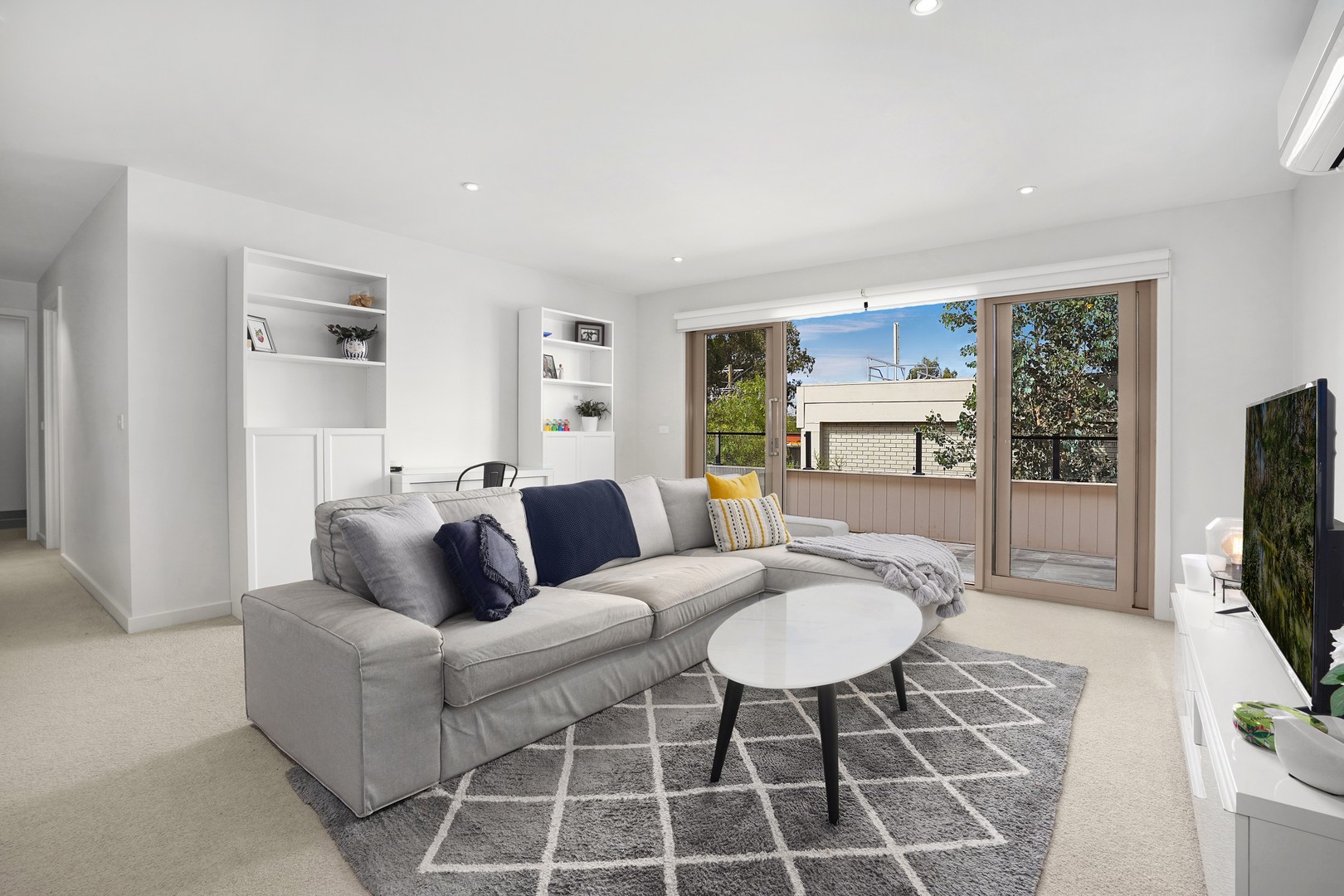 21/804 Main Road, Eltham, VIC 3095 - Thumbnail 2 - 15/11/2021