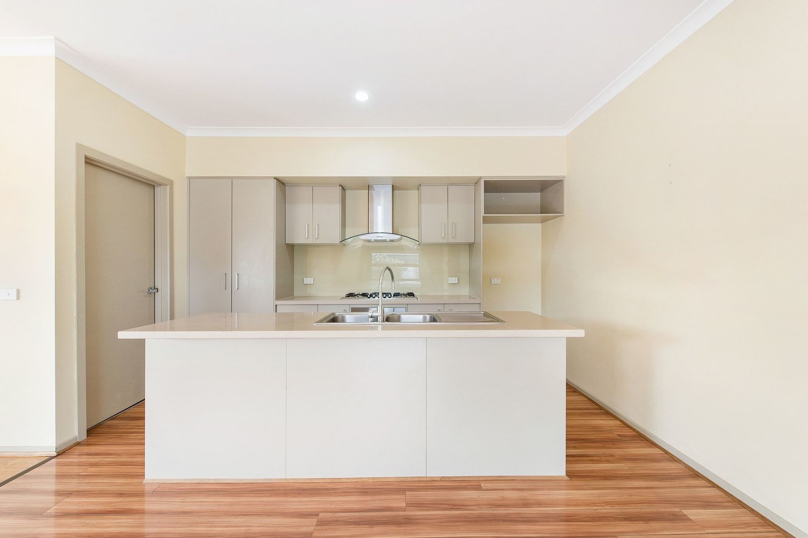21 Admiralty Lane, Sydenham, VIC 3037, Sydenham - Thumbnail 2