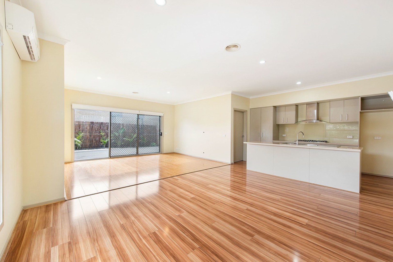 21 Admiralty Lane, Sydenham, VIC 3037, Sydenham - Thumbnail 4