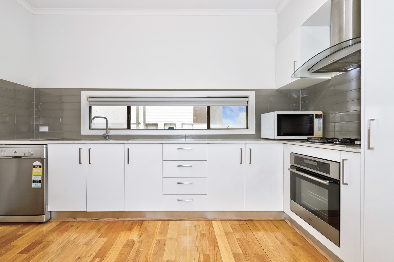 21 Alexander Circuit, Craigieburn, VIC 3064, Craigieburn - Thumbnail 3