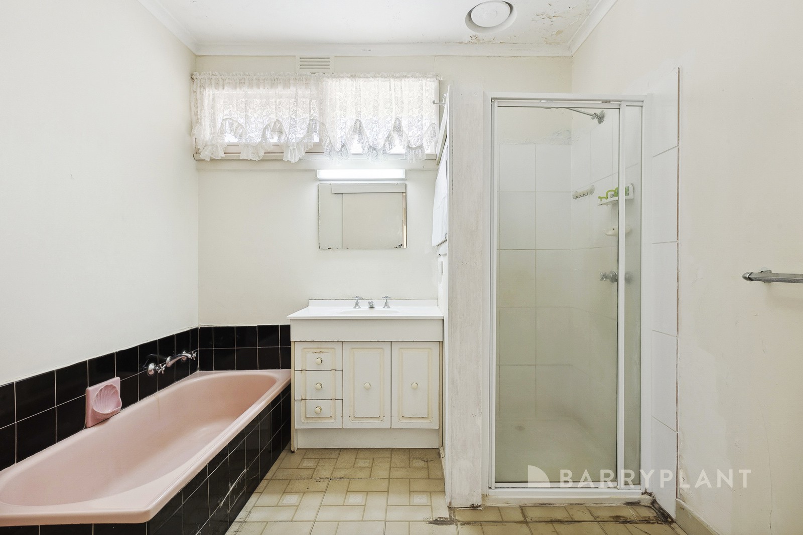 21 Arianne Road, Glen Waverley, VIC 3150, Glen Waverley - Thumbnail 4