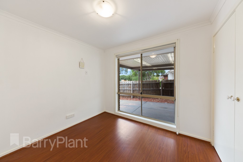21 Basalt Court, Delahey, VIC 3037 - Thumbnail 2 - 14/08/2012