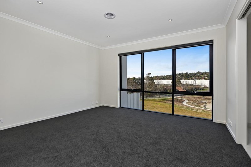 21 Belsay Chase, Chirnside Park, VIC 3116, Chirnside Park - Thumbnail 4