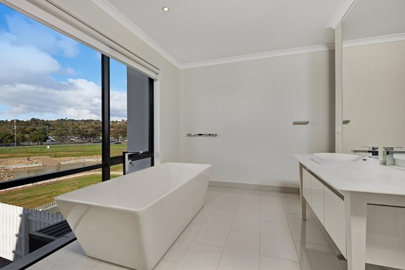 21 Belsay Chase, Chirnside Park, VIC 3116, Chirnside Park - Thumbnail 5