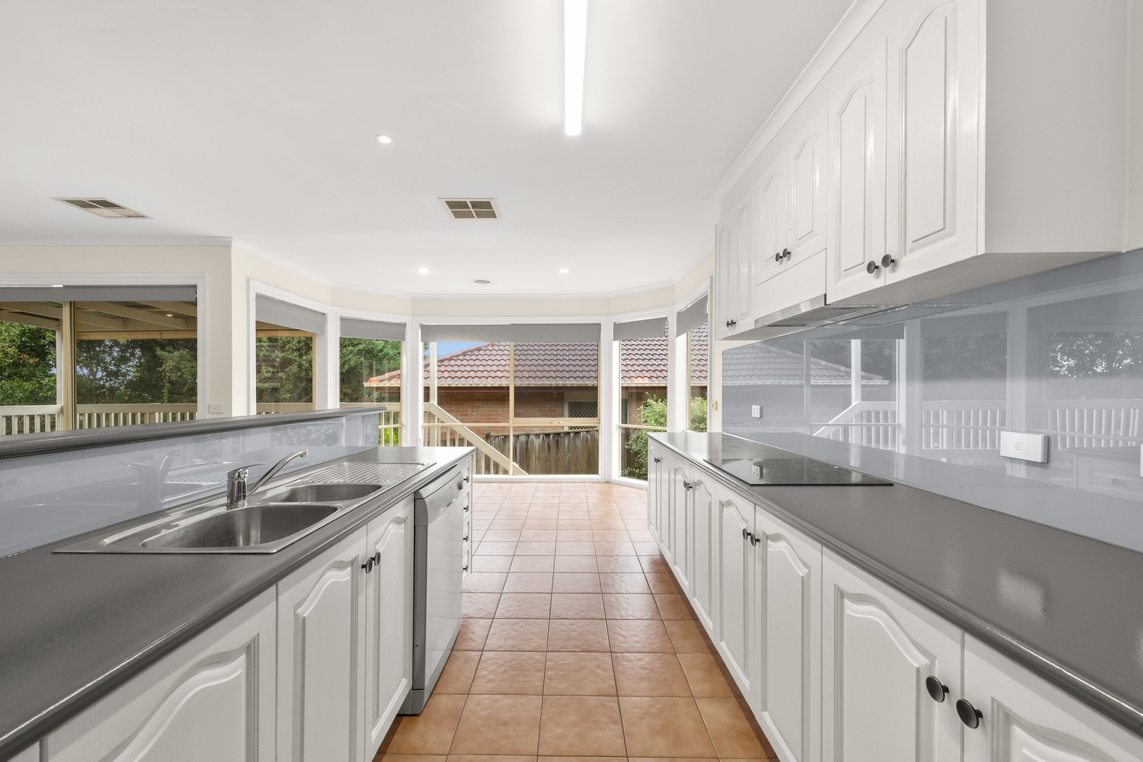 21 Billanook Way, Chirnside Park, VIC 3116, Chirnside Park - Thumbnail 4