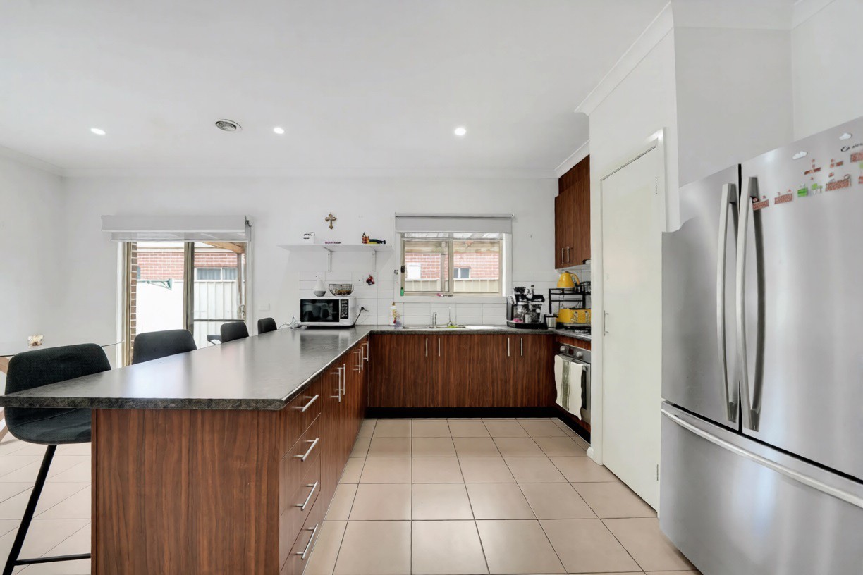 21 Bradworth Street, Craigieburn, VIC 3064, Craigieburn - Thumbnail 3