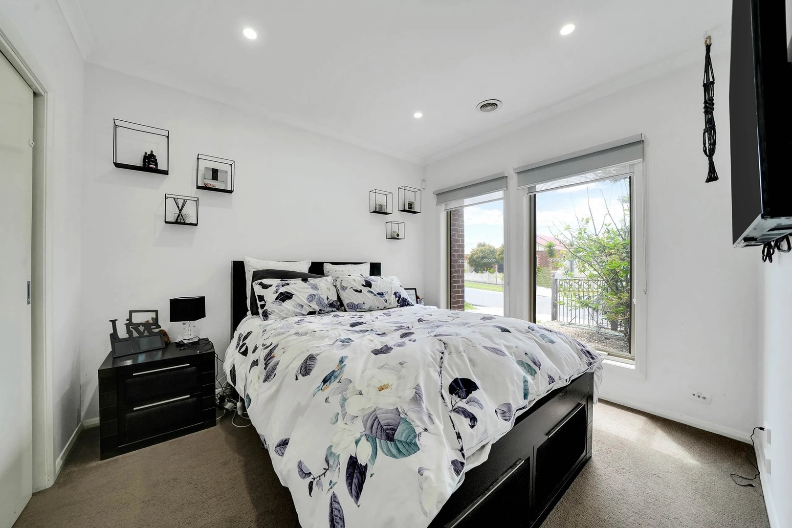 21 Bradworth Street, Craigieburn, VIC 3064, Craigieburn - Thumbnail 7