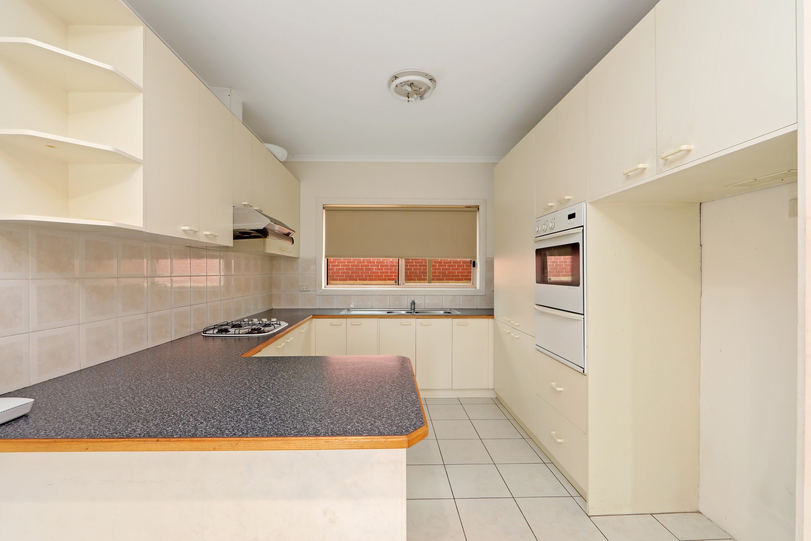 21 Bridgewater Way, Rowville, VIC 3178, Rowville - Thumbnail 2