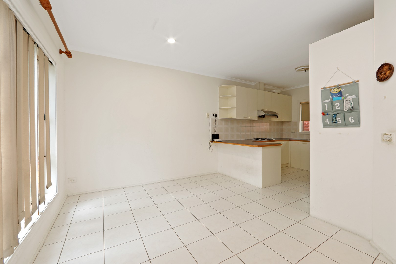 21 Bridgewater Way, Rowville, VIC 3178, Rowville - Thumbnail 3