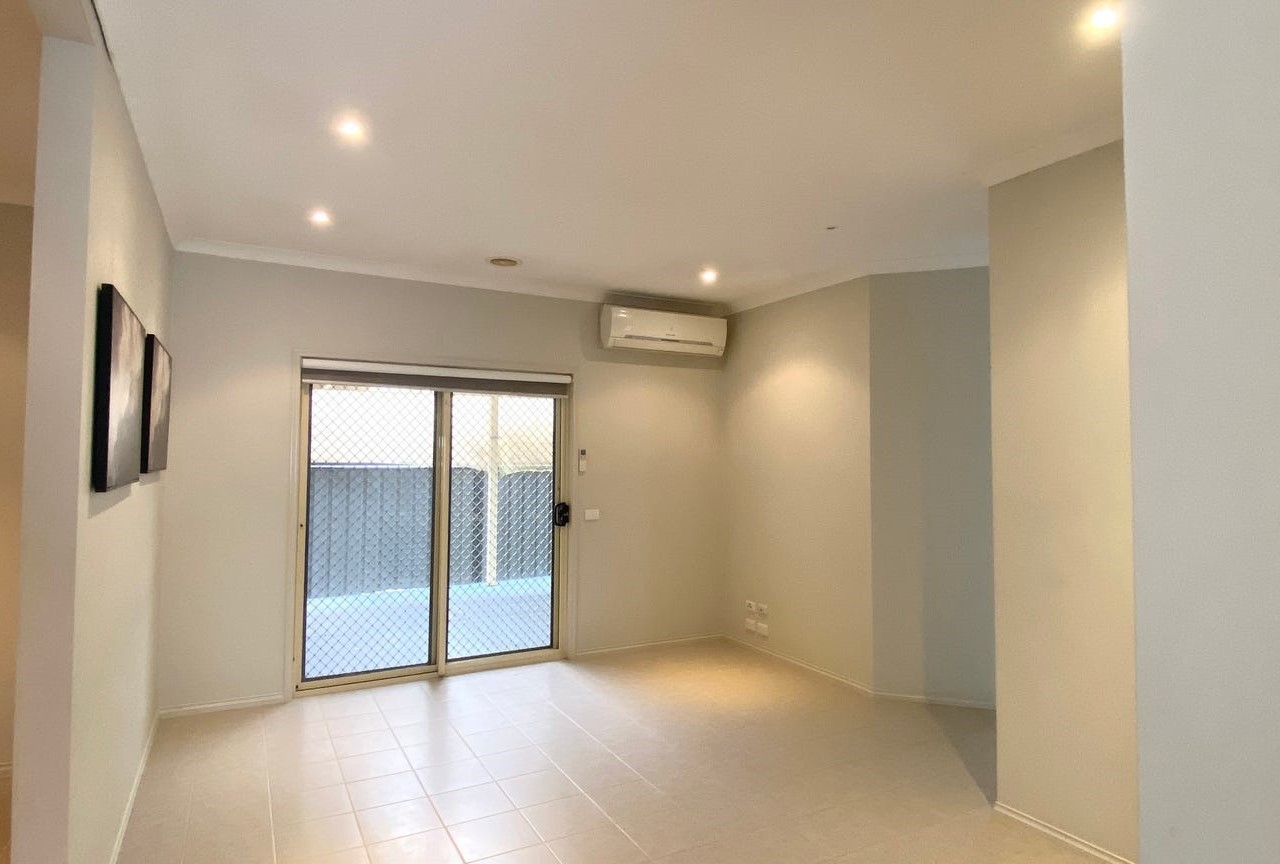 21 Brighton Place, Craigieburn, VIC 3064 - Thumbnail 2 - 09/12/2024