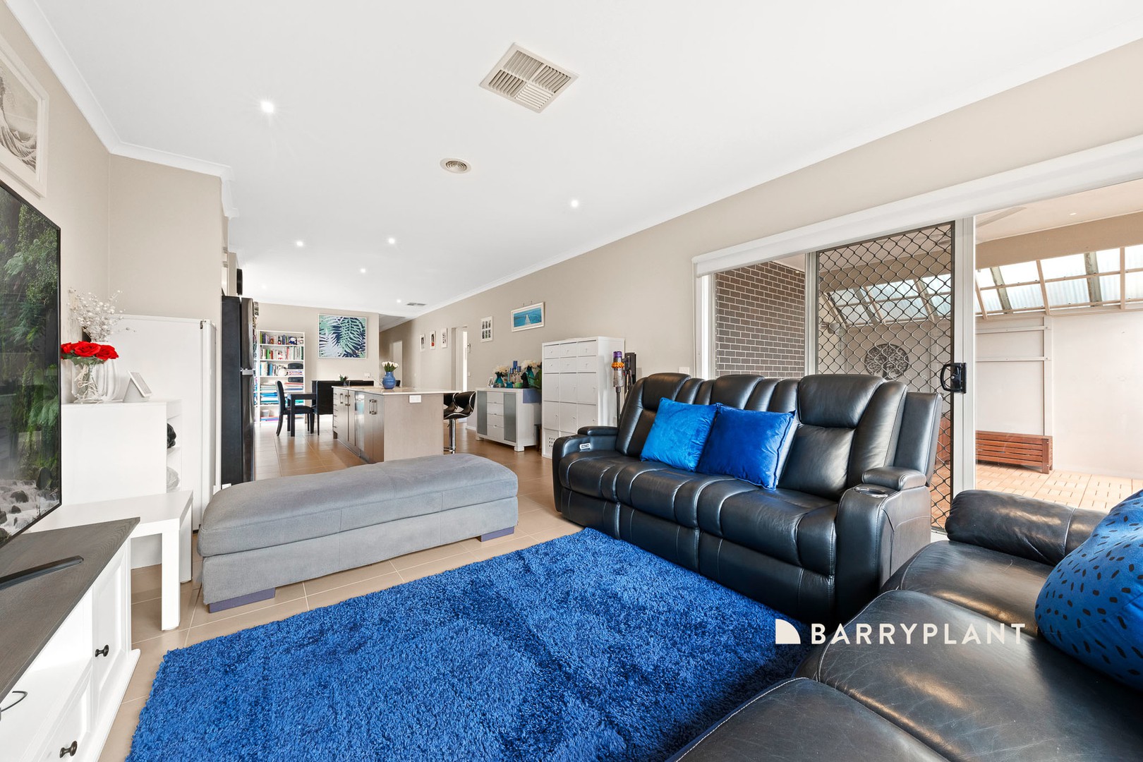 21 Britton Drive, Pakenham, VIC 3810, Pakenham - Thumbnail 4