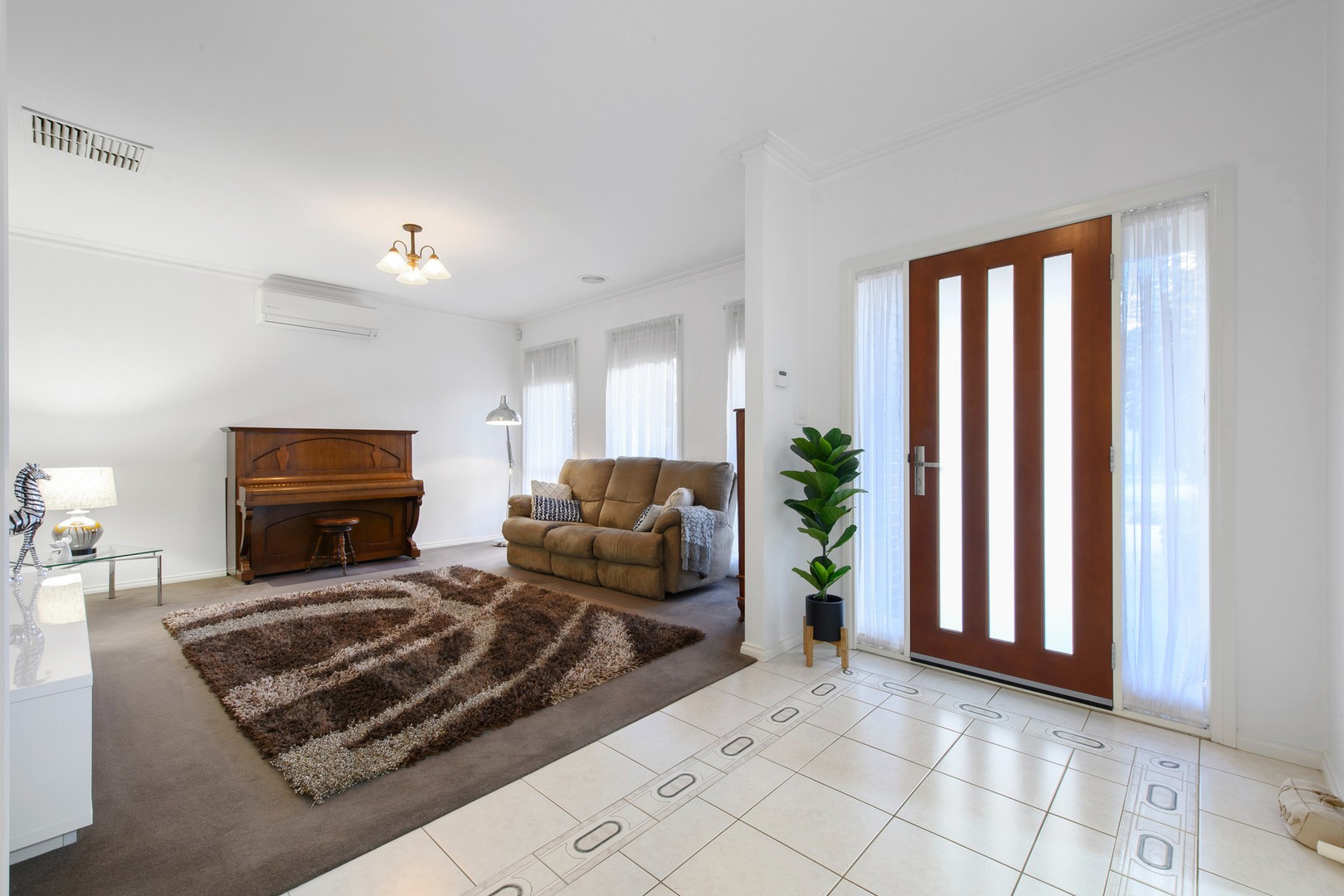 21 Bruce Way, Taylors Lakes, VIC 3038, Taylors Lakes - Thumbnail 3