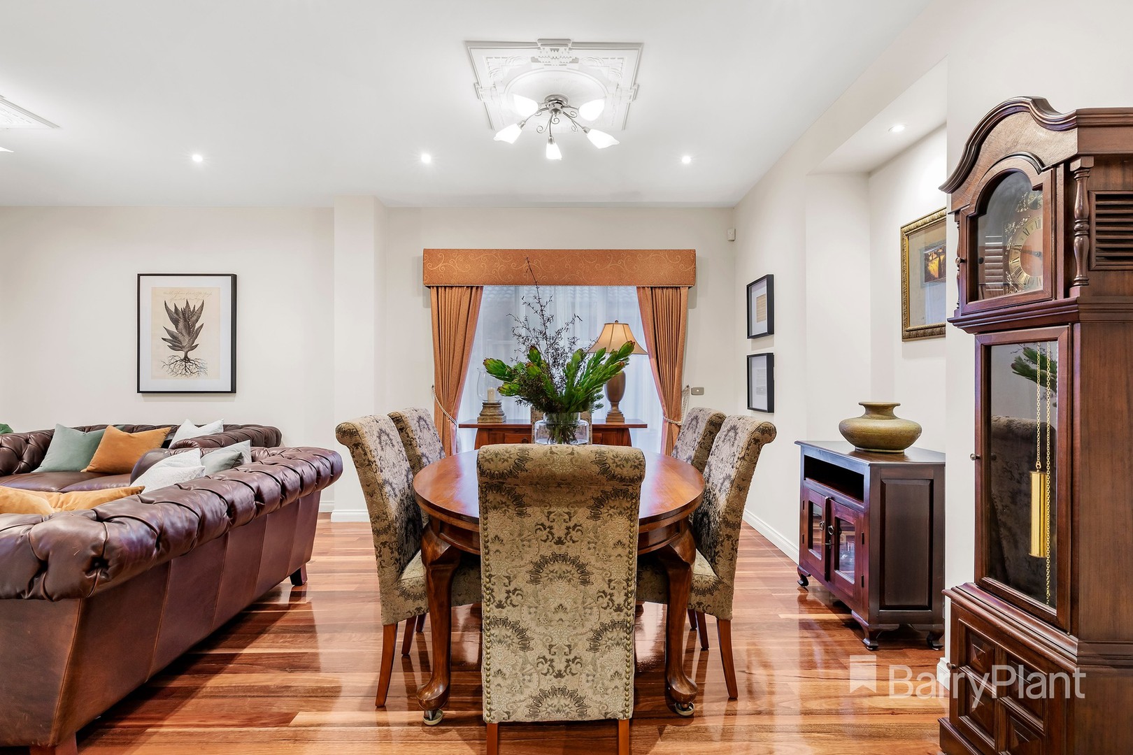 21 Bushmans Way, South Morang, VIC 3752, South Morang - Thumbnail 3
