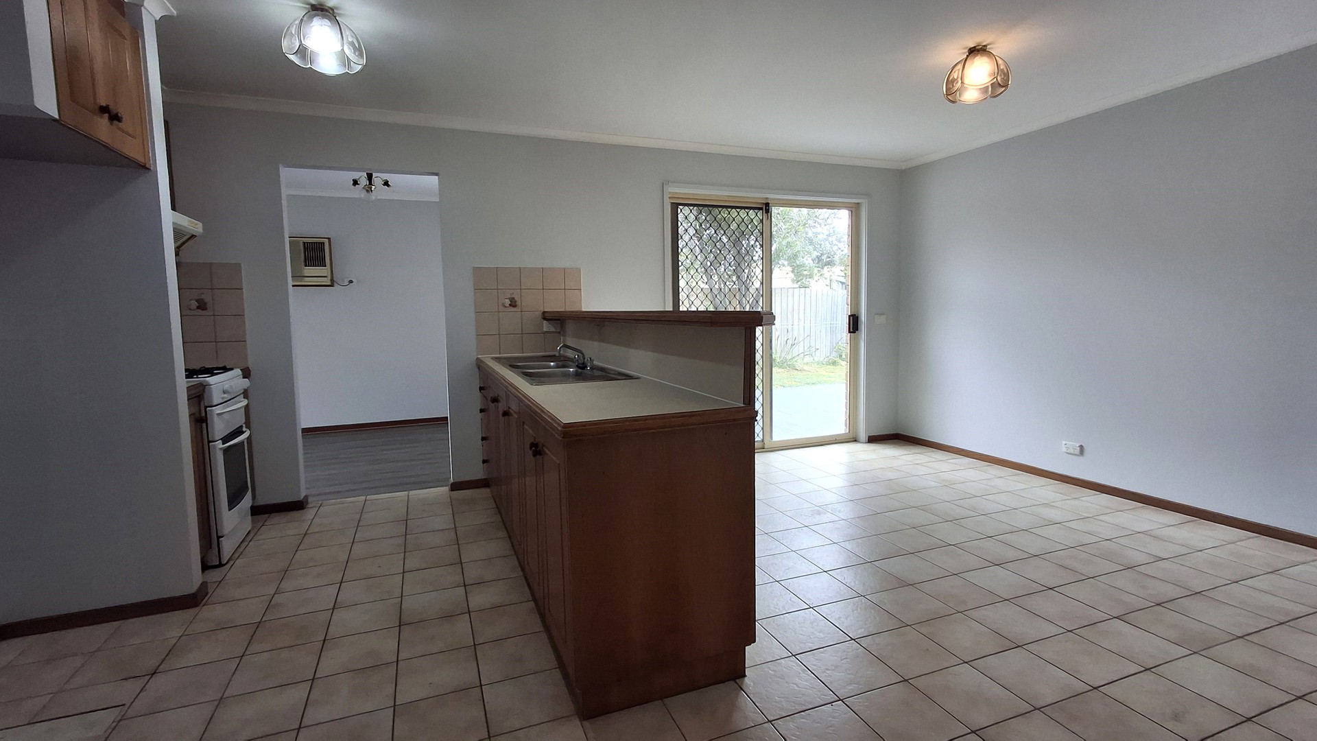 21 Caldermeade Road, Corio, VIC 3214, Corio - Thumbnail 3