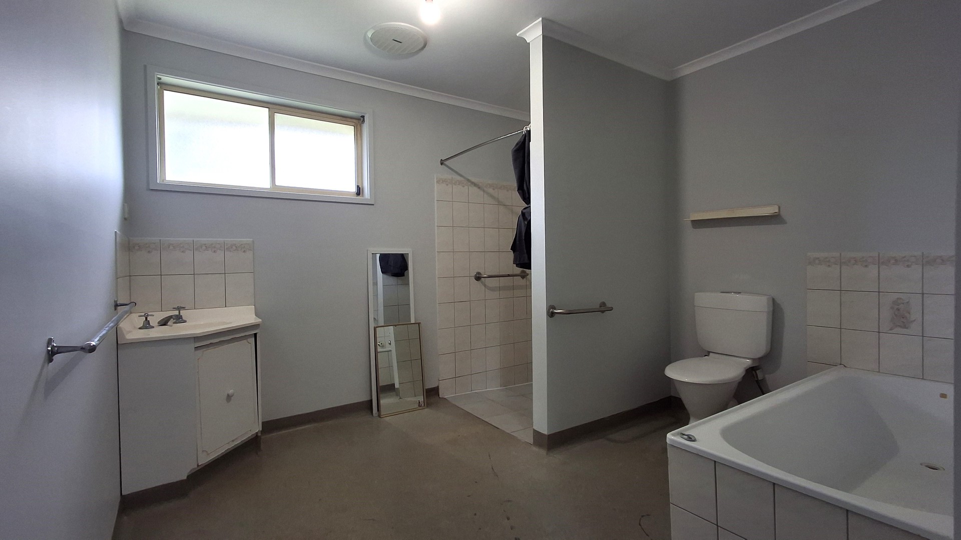 21 Caldermeade Road, Corio, VIC 3214, Corio - Thumbnail 5
