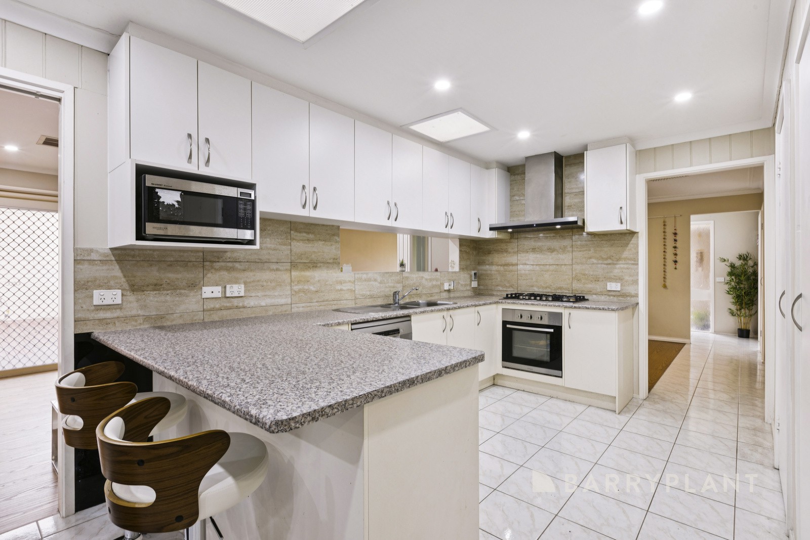 21 Cezanne Crescent, Wheelers Hill, VIC 3150, Wheelers Hill - Thumbnail 4