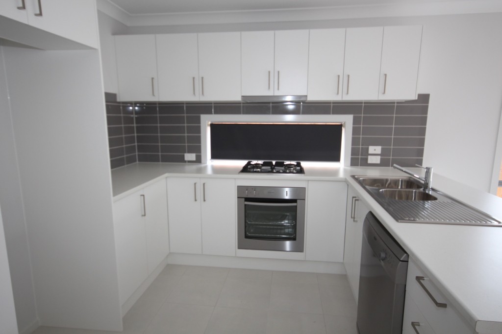 21 Chucklecreek Lane, Armstrong Creek, VIC 3217 - Thumbnail 2 - 30/03/2023