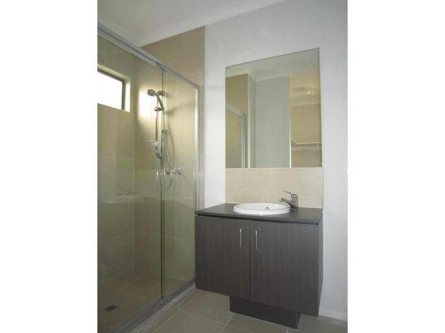 21 Clapham WayCraigieburn, VIC 3064  - Leased, Craigieburn - Thumbnail 4