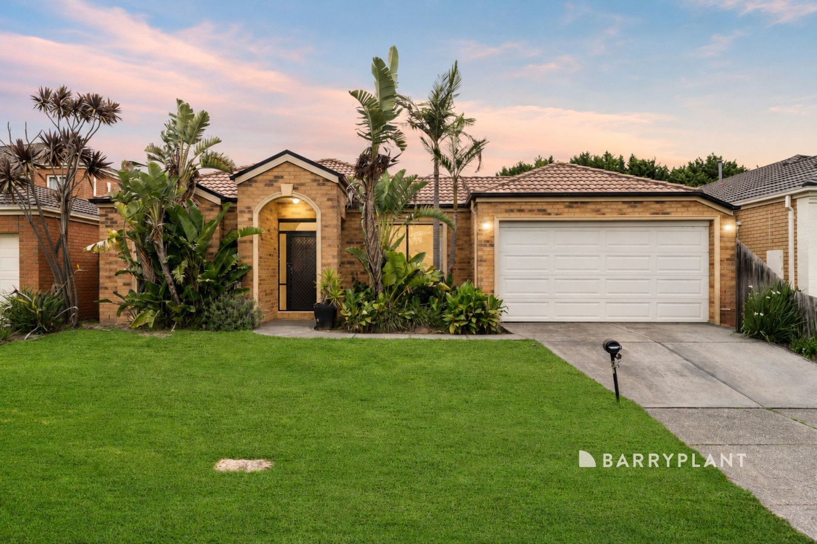 21 Clocktower Court, Berwick, VIC 3806 - Thumbnail 2 - 20/08/2026