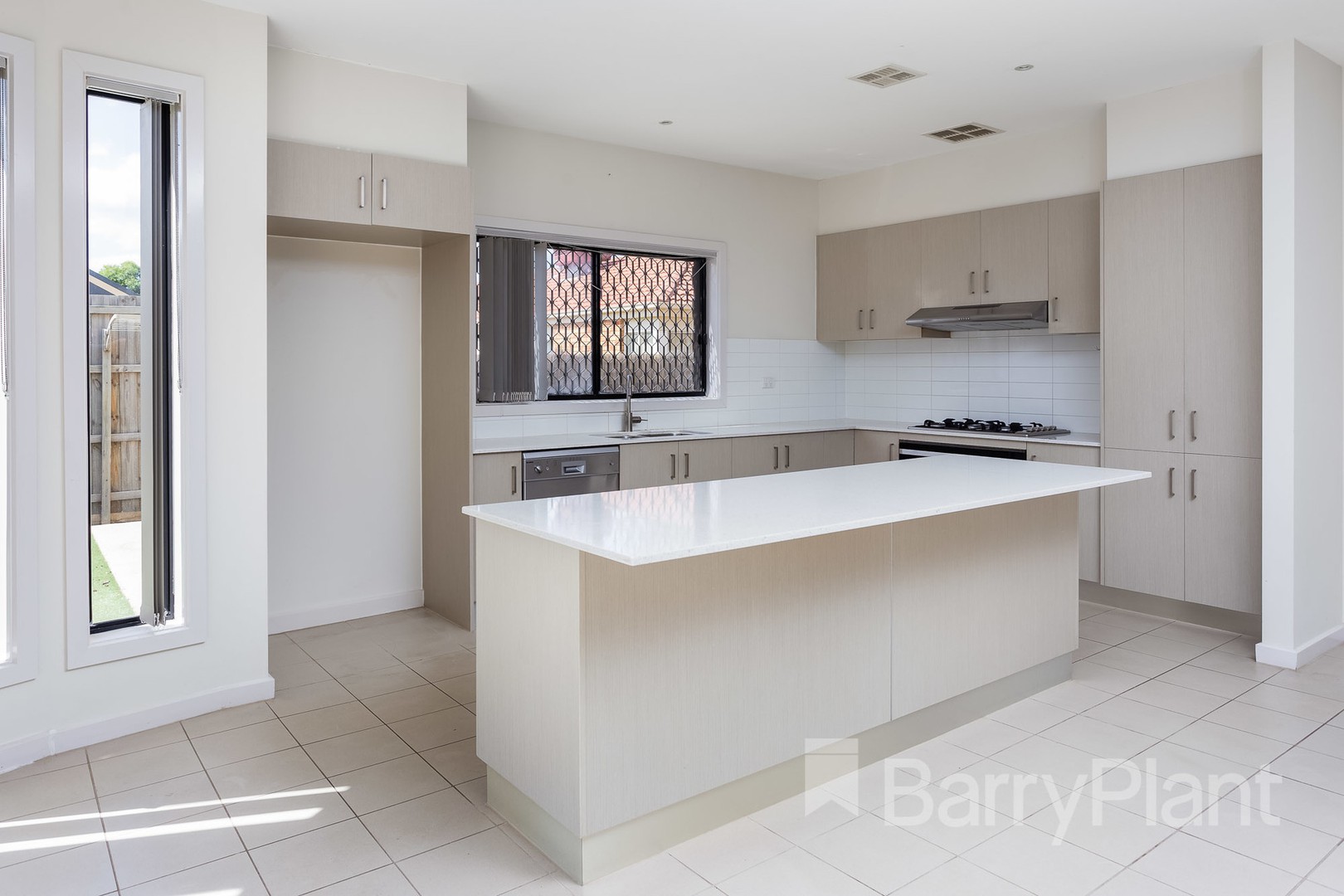 21 Copeland Crescent, Point Cook, VIC 3030, Point Cook - Thumbnail 2