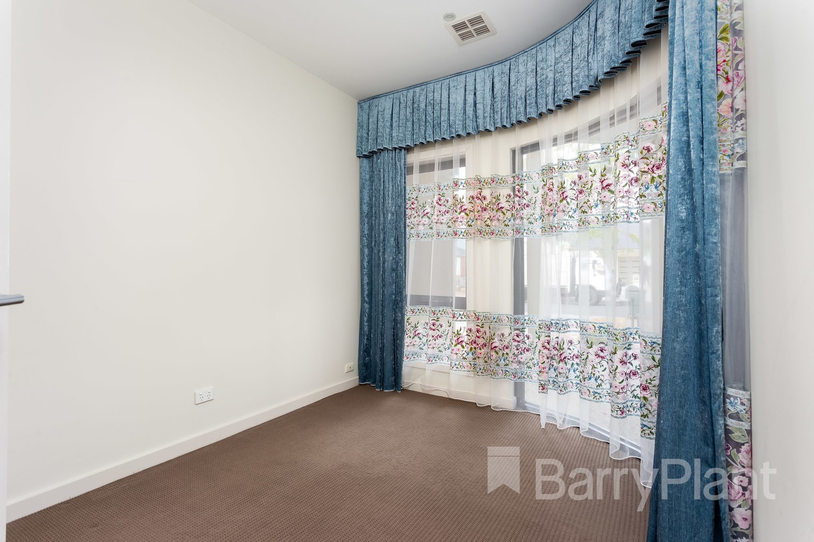 21 Copeland Crescent, Point Cook, VIC 3030, Point Cook - Thumbnail 5