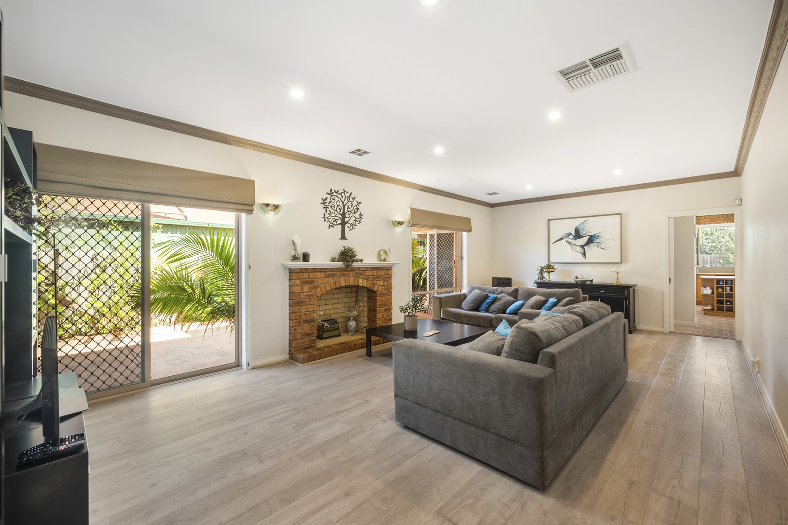 21 Corryong Crescent, Taylors Lakes, VIC 3038, Taylors Lakes - Thumbnail 6