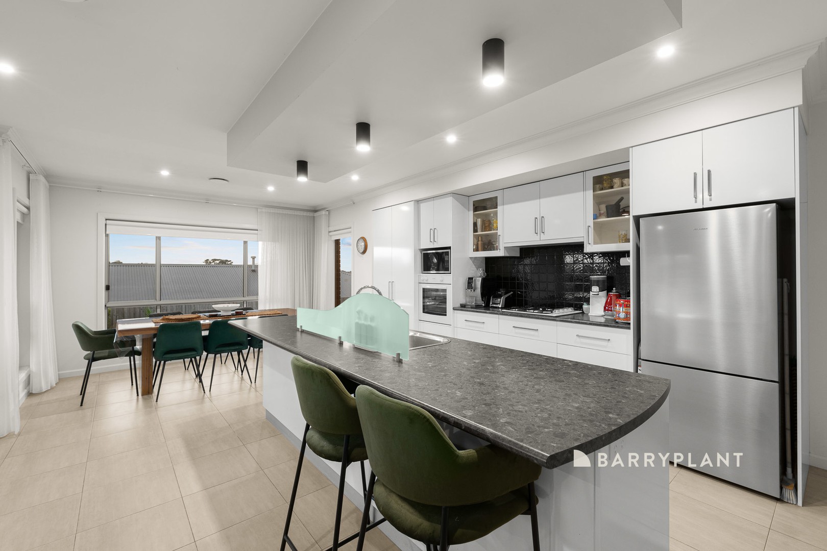 21 Cromie Drive, Warragul, VIC 3820, Warragul - Thumbnail 4