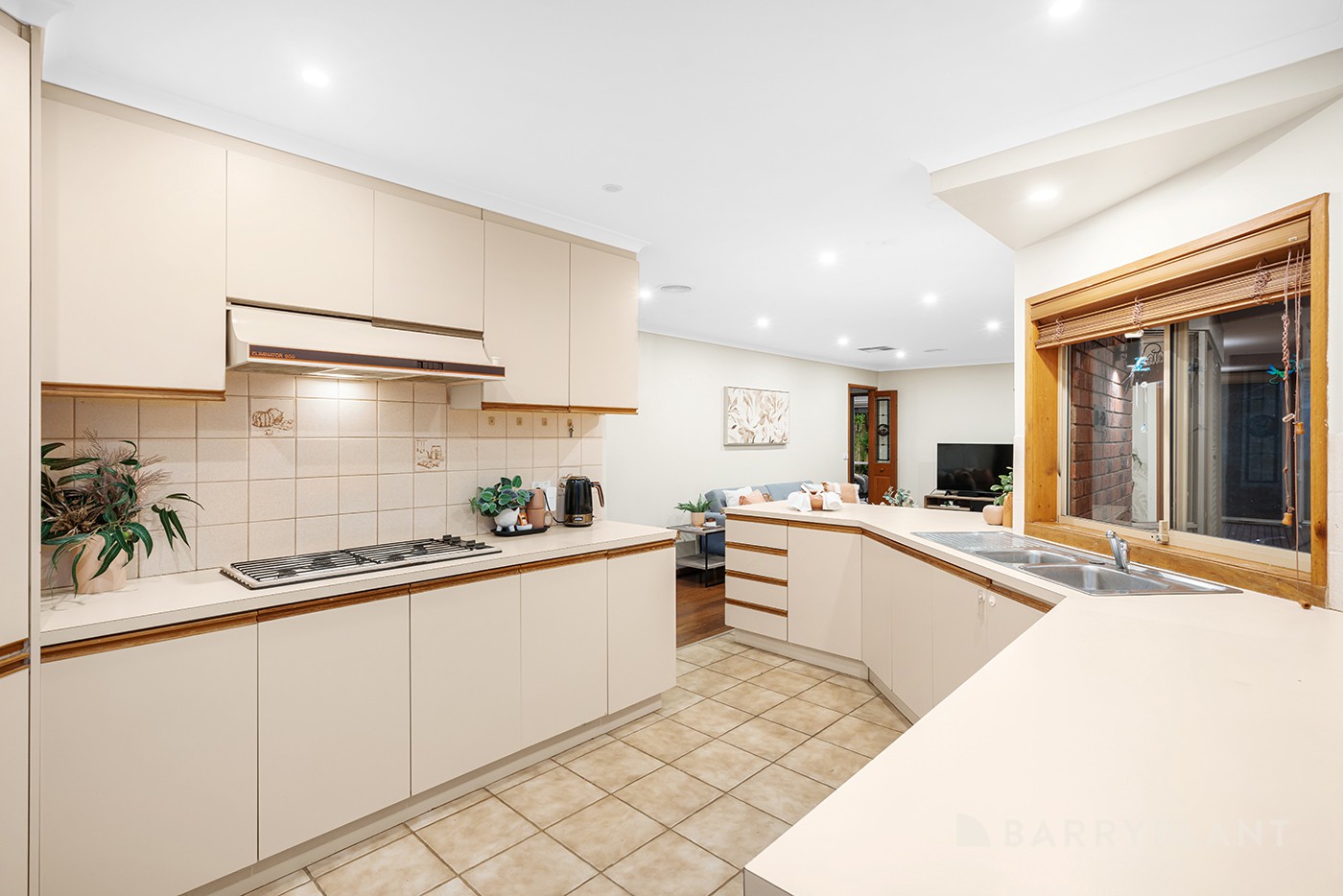 21 Cumberland Crescent, Chirnside Park, VIC 3116, Chirnside Park - Thumbnail 3