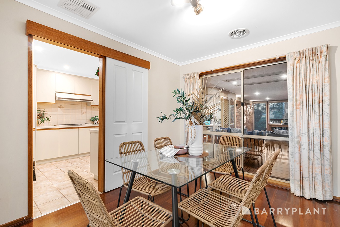 21 Cumberland Crescent, Chirnside Park, VIC 3116, Chirnside Park - Thumbnail 5