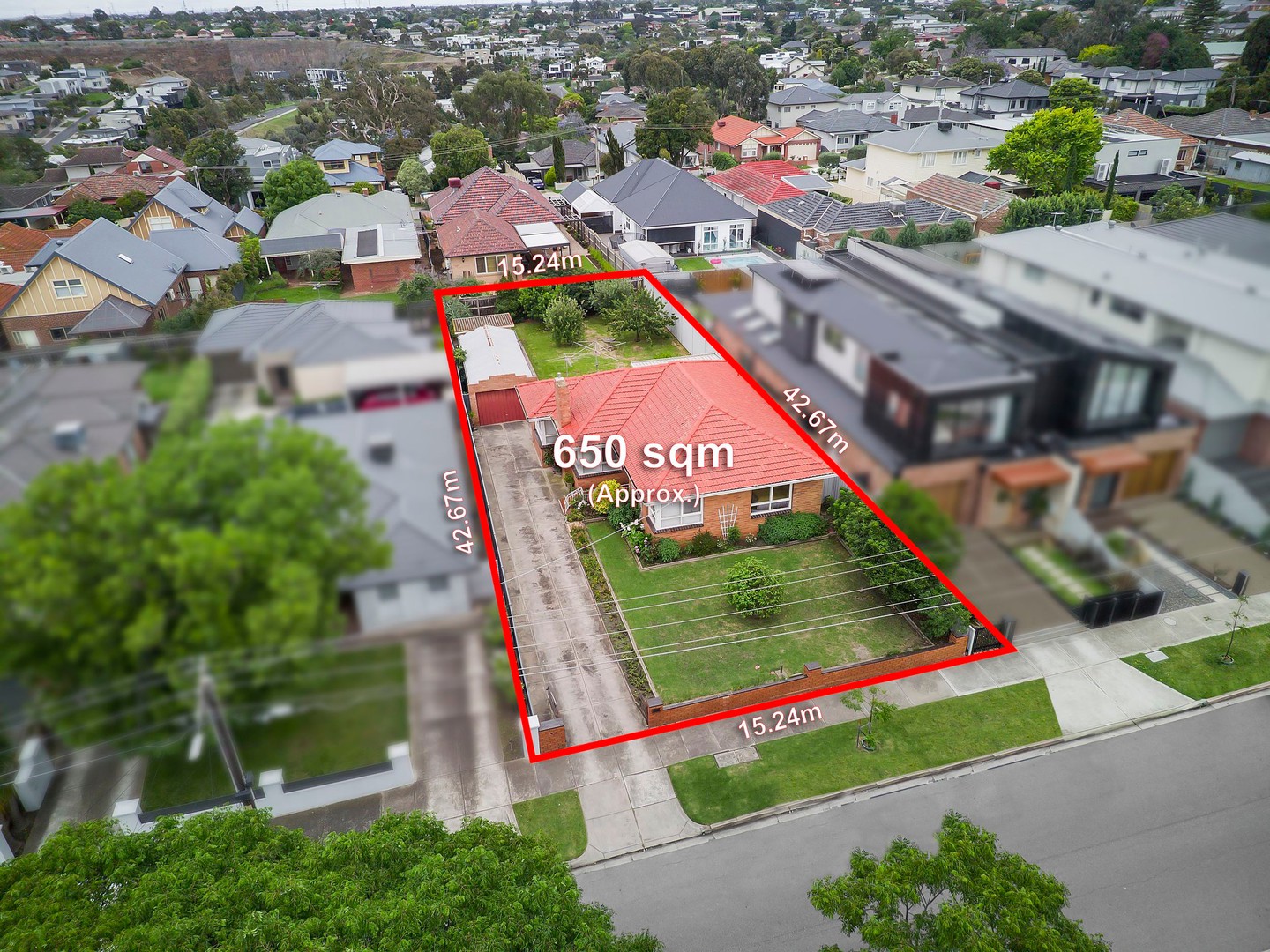 21 Cuthbert Street, Niddrie, VIC 3042 - Thumbnail 2 - 25/01/2024