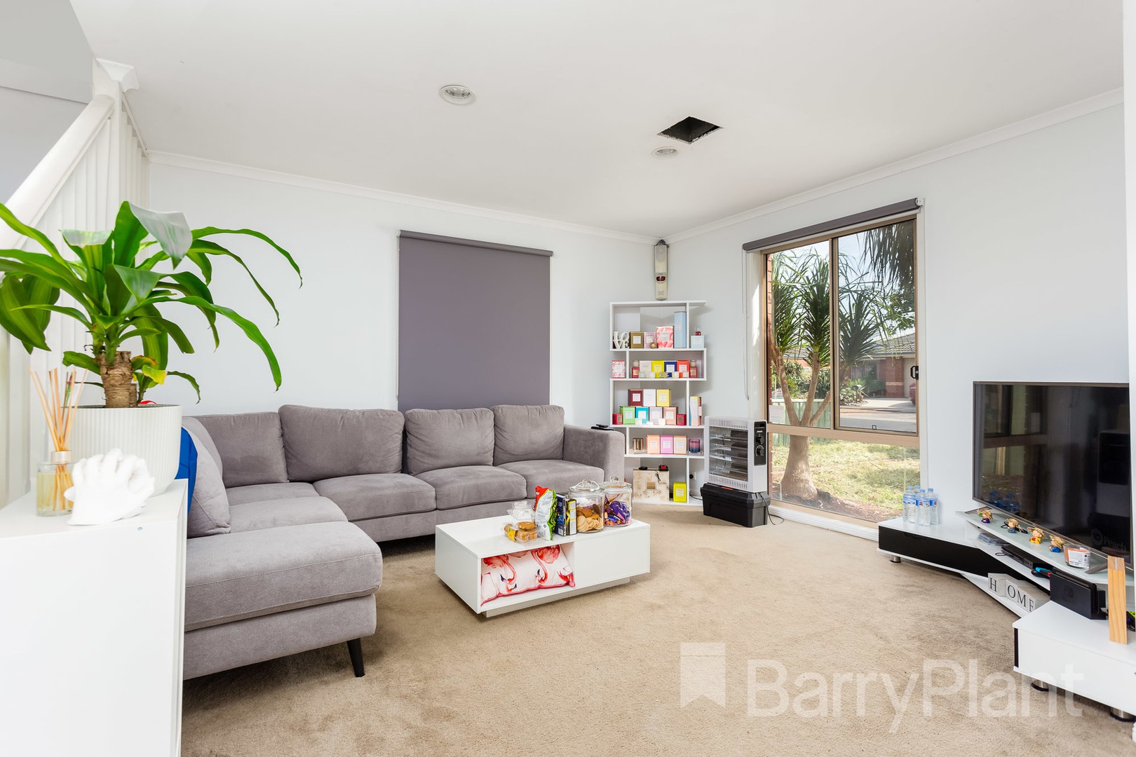 21 Dalkeith Drive, Point Cook, VIC 3030, Point Cook - Thumbnail 3