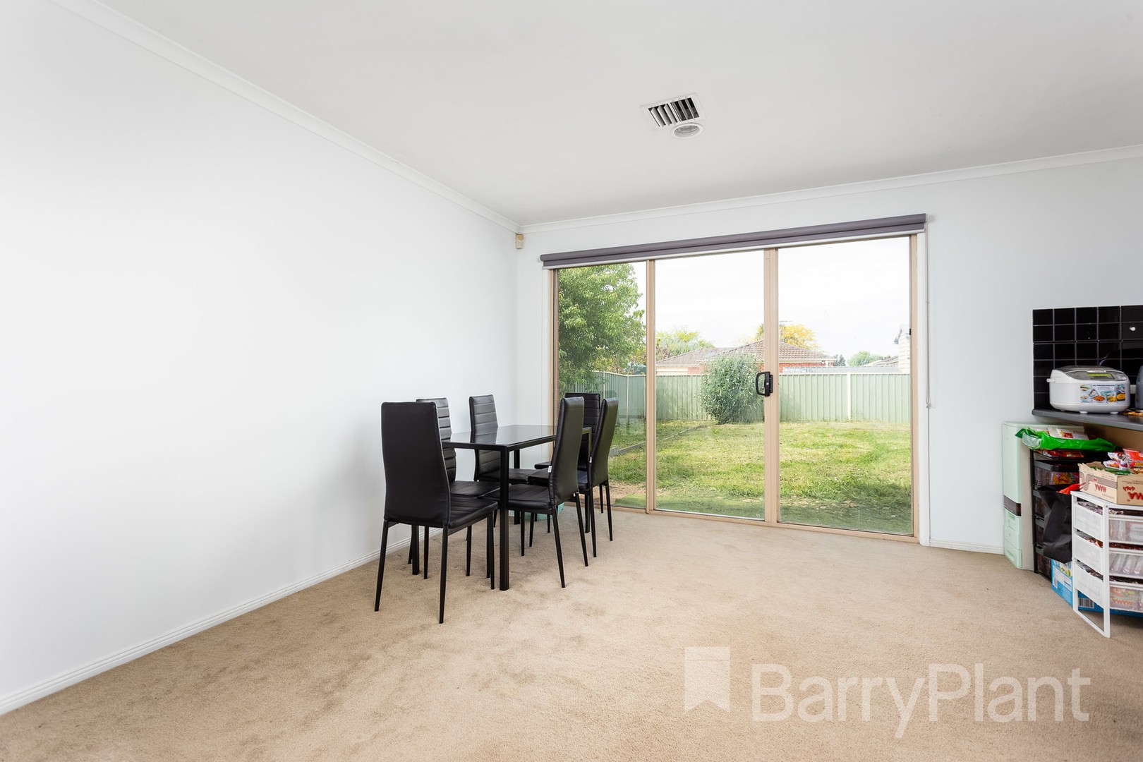 21 Dalkeith Drive, Point Cook, VIC 3030, Point Cook - Thumbnail 5