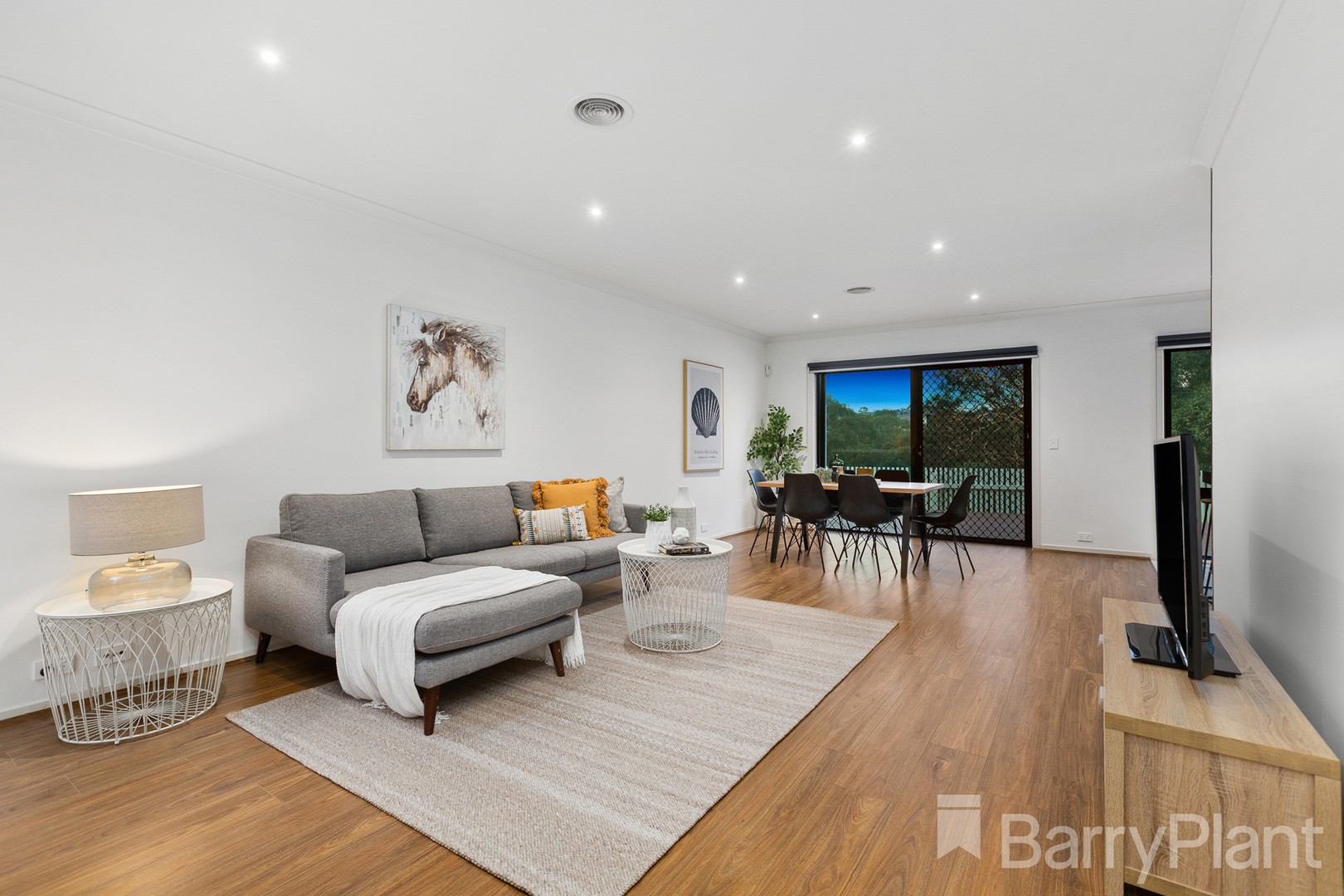 21 Edinburgh CircuitBundoora, VIC 3083, Bundoora - Thumbnail 3