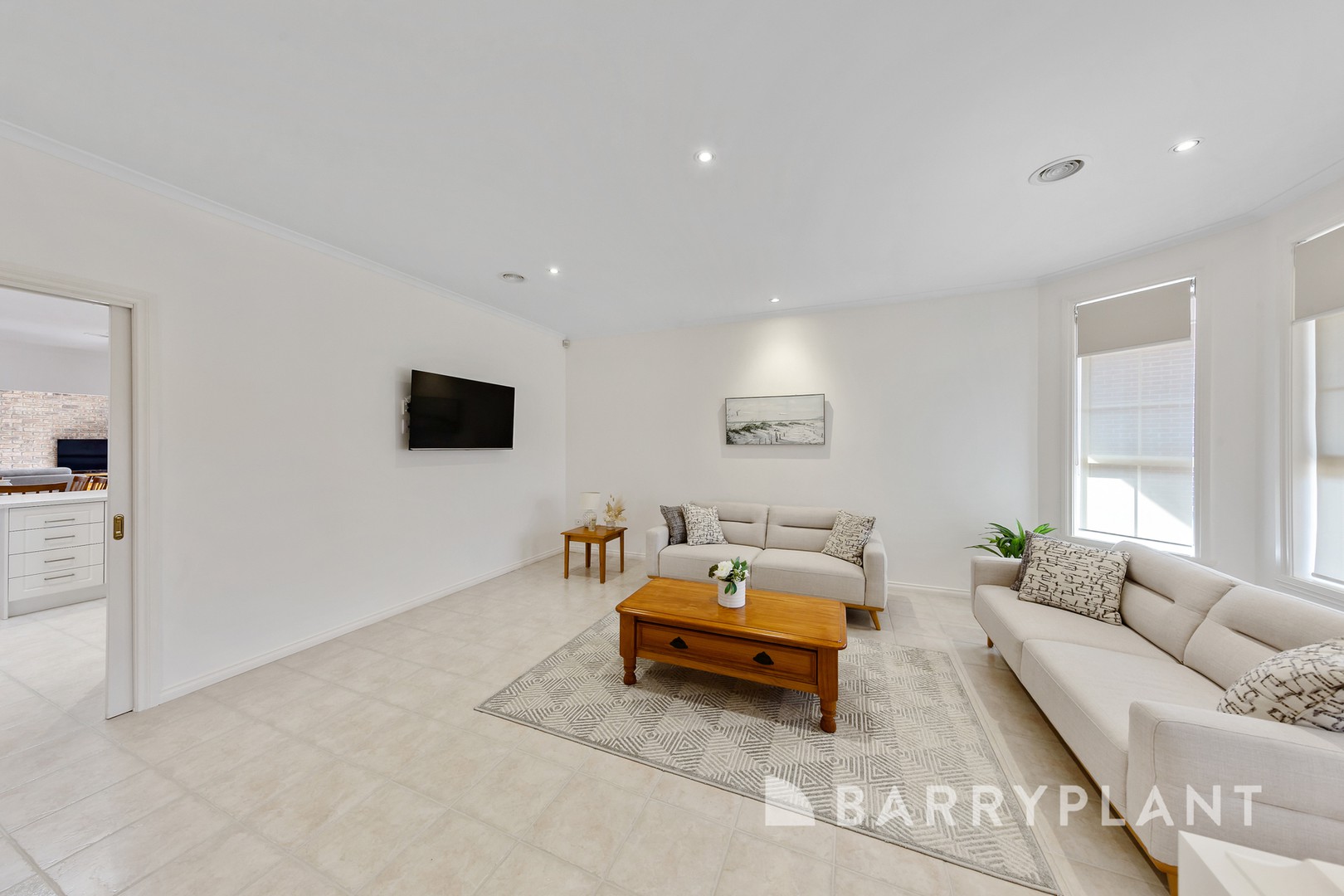 21 Elissa Way, St Albans, VIC 3021, St Albans - Thumbnail 5