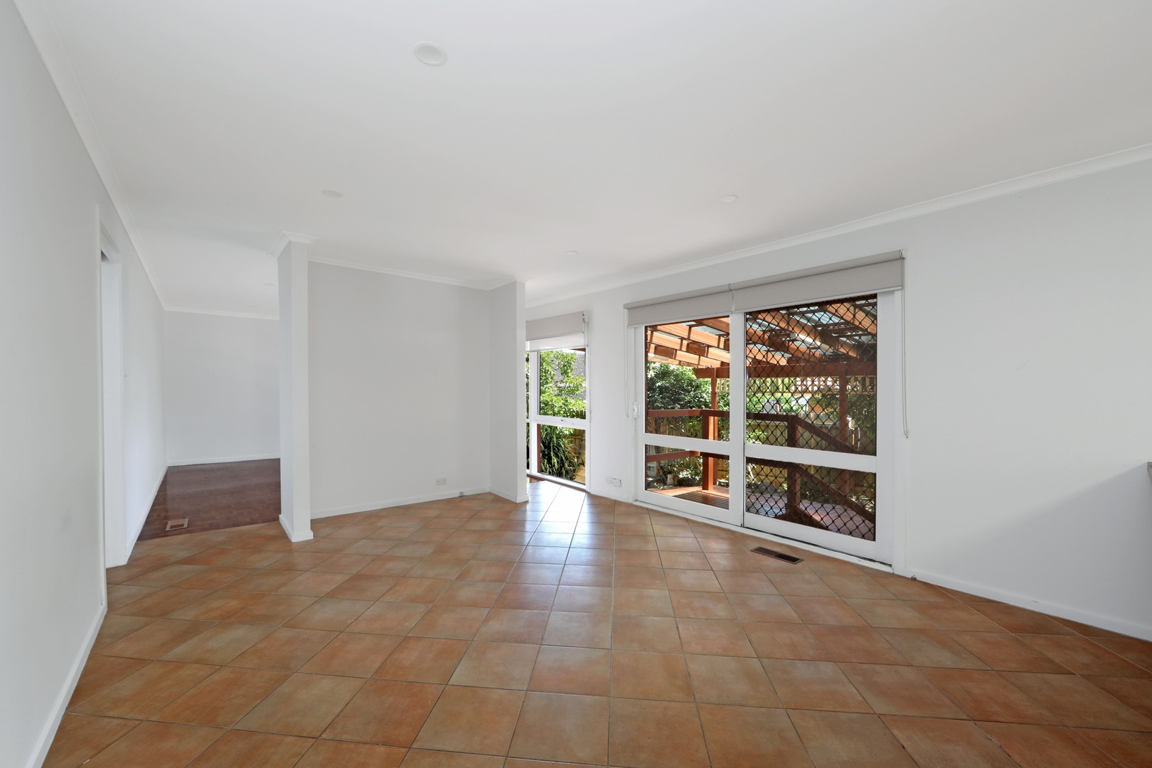 21 Erie Avenue, Rowville, VIC 3178, Rowville - Thumbnail 4