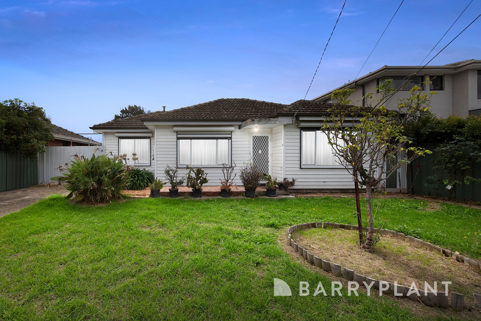 21 Errington Road, St Albans, VIC 3021, St Albans - Thumbnail 2