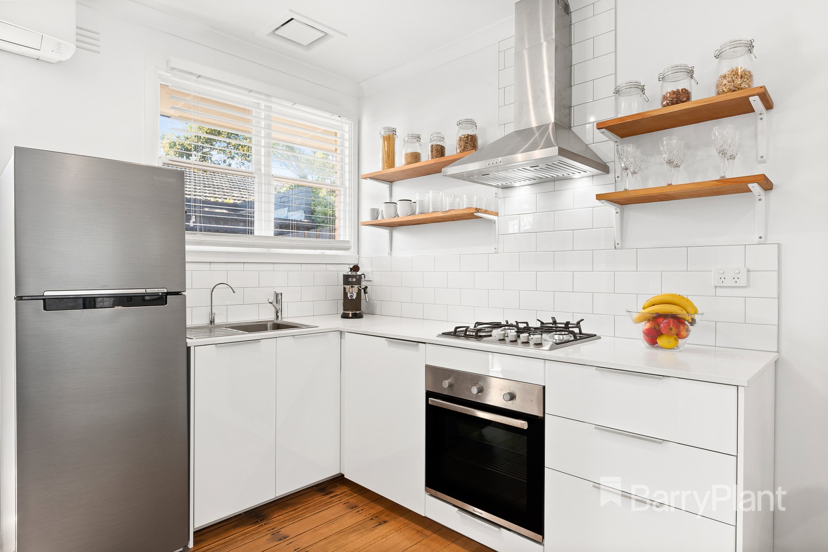 21 Erskine Street, Frankston, VIC 3199, Frankston - Thumbnail 3