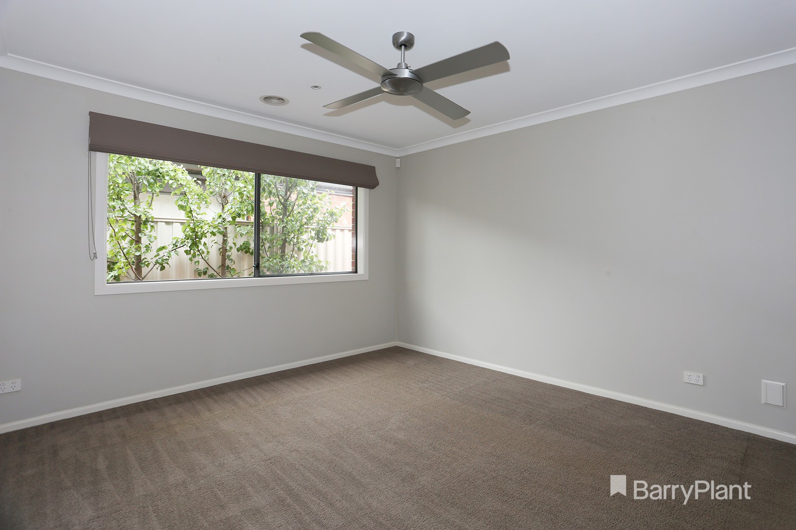 21 Farmdale Road, Pakenham, VIC 3810, Pakenham - Thumbnail 4