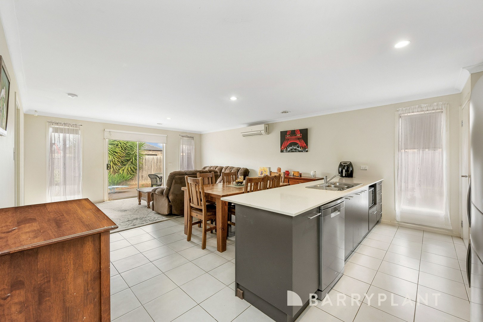 21 Fieldstone Way, Brookfield, VIC 3338, Brookfield - Thumbnail 3