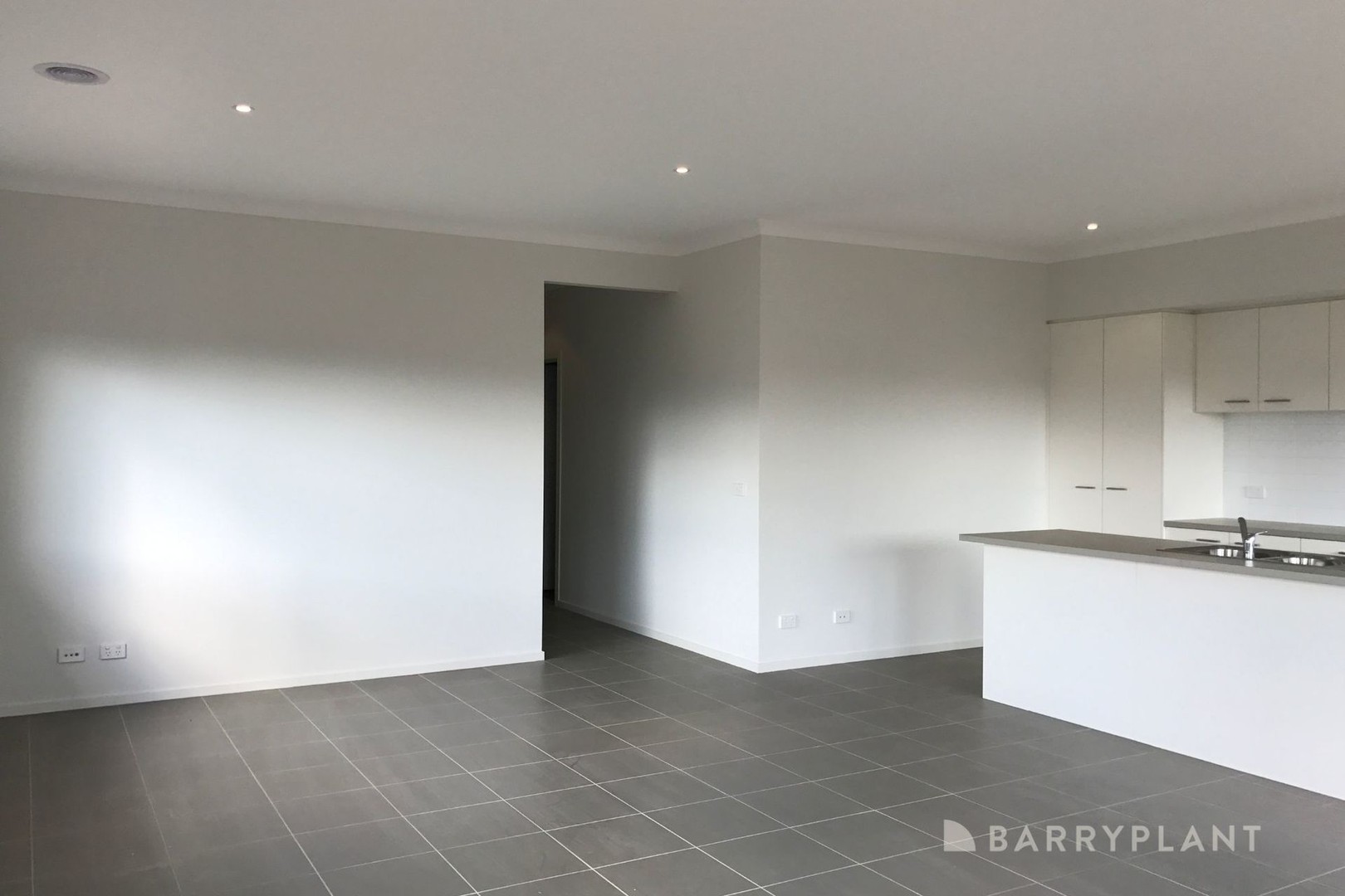 21 Flourish Way, Werribee, VIC 3030, Werribee - Thumbnail 3
