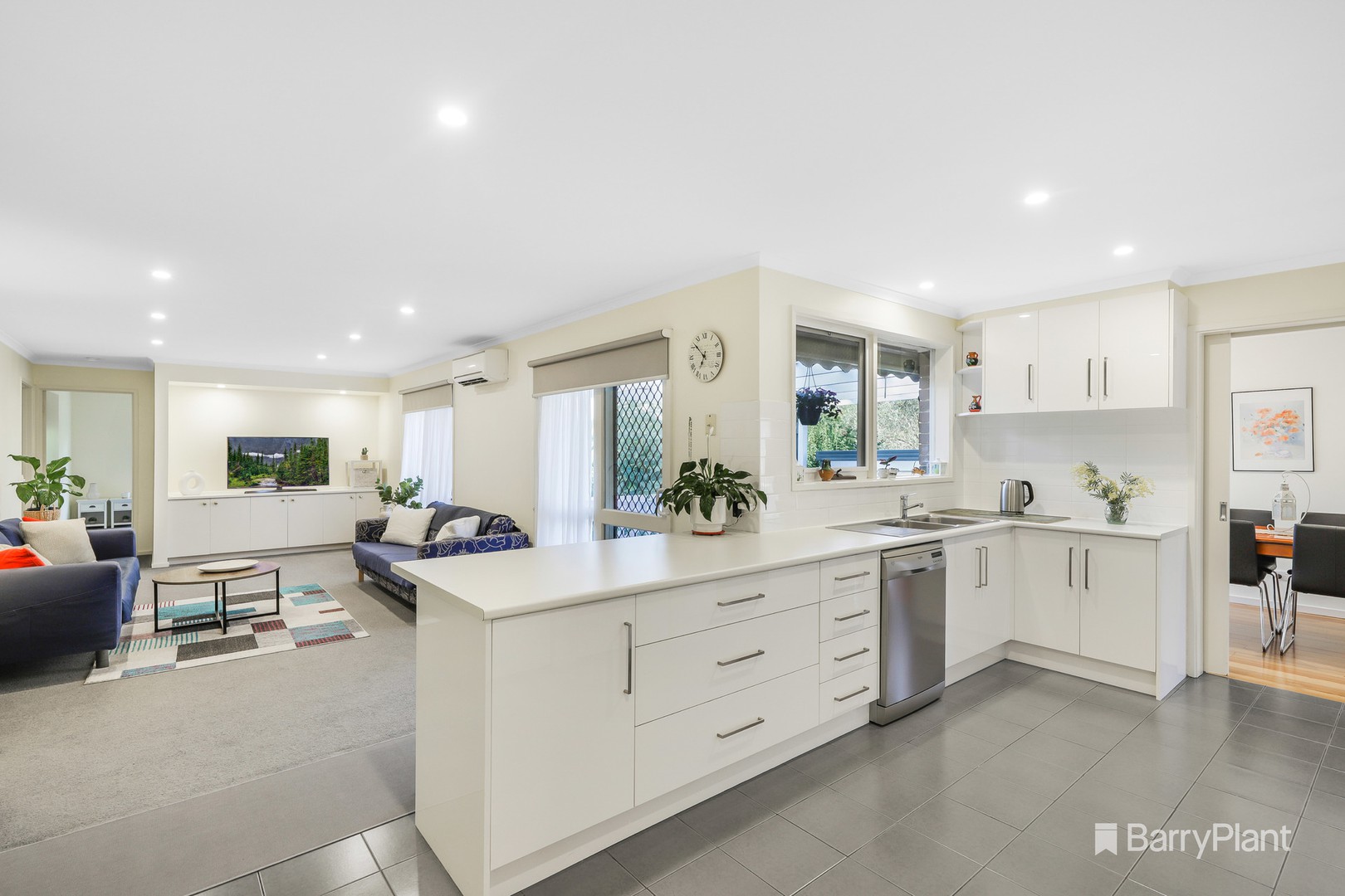 21 Frances Avenue, Yarra Glen, VIC 3775, Yarra Glen - Thumbnail 3