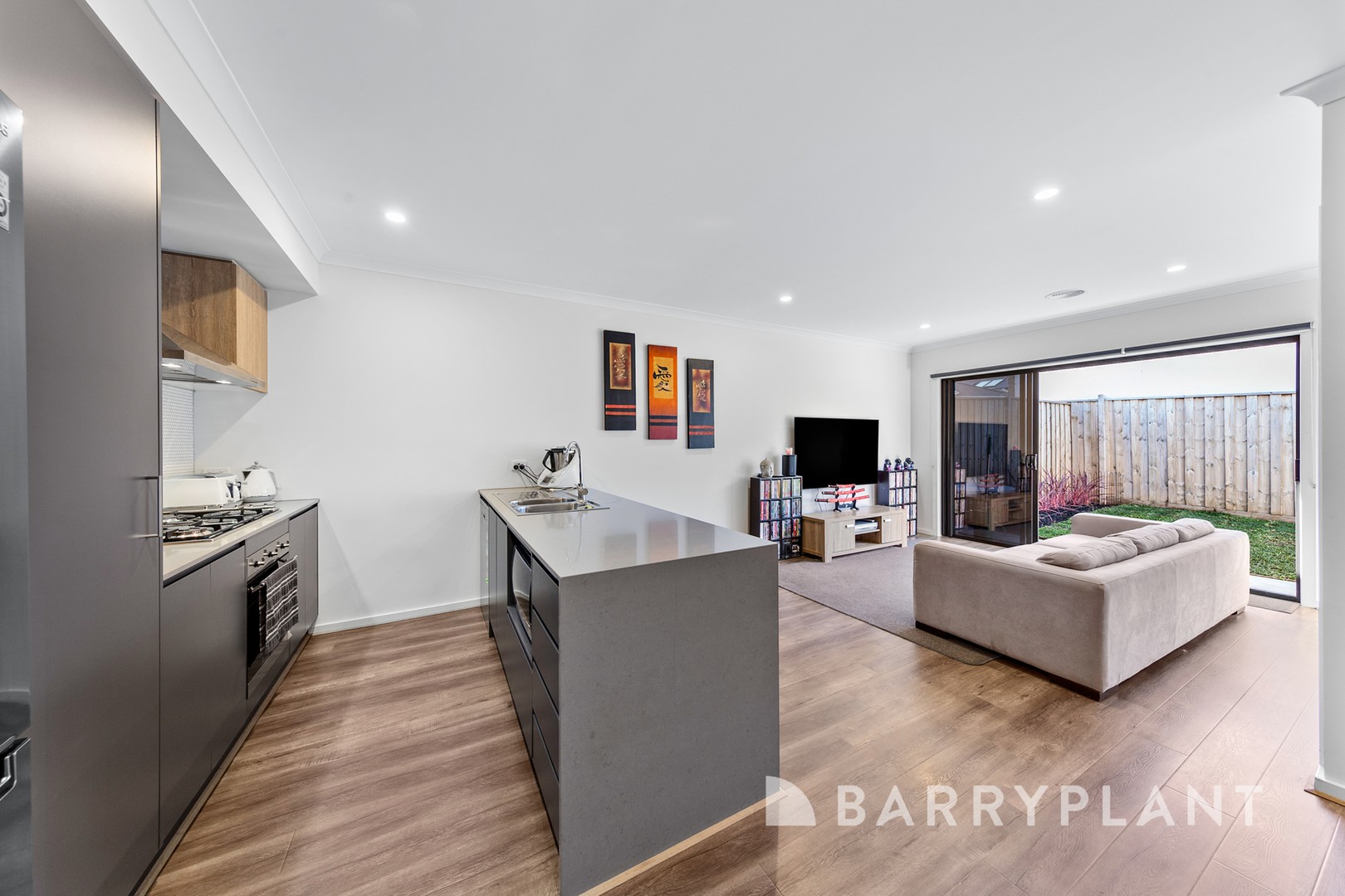 21 Friendship Place, Fraser Rise, VIC 3336, Fraser Rise - Thumbnail 3