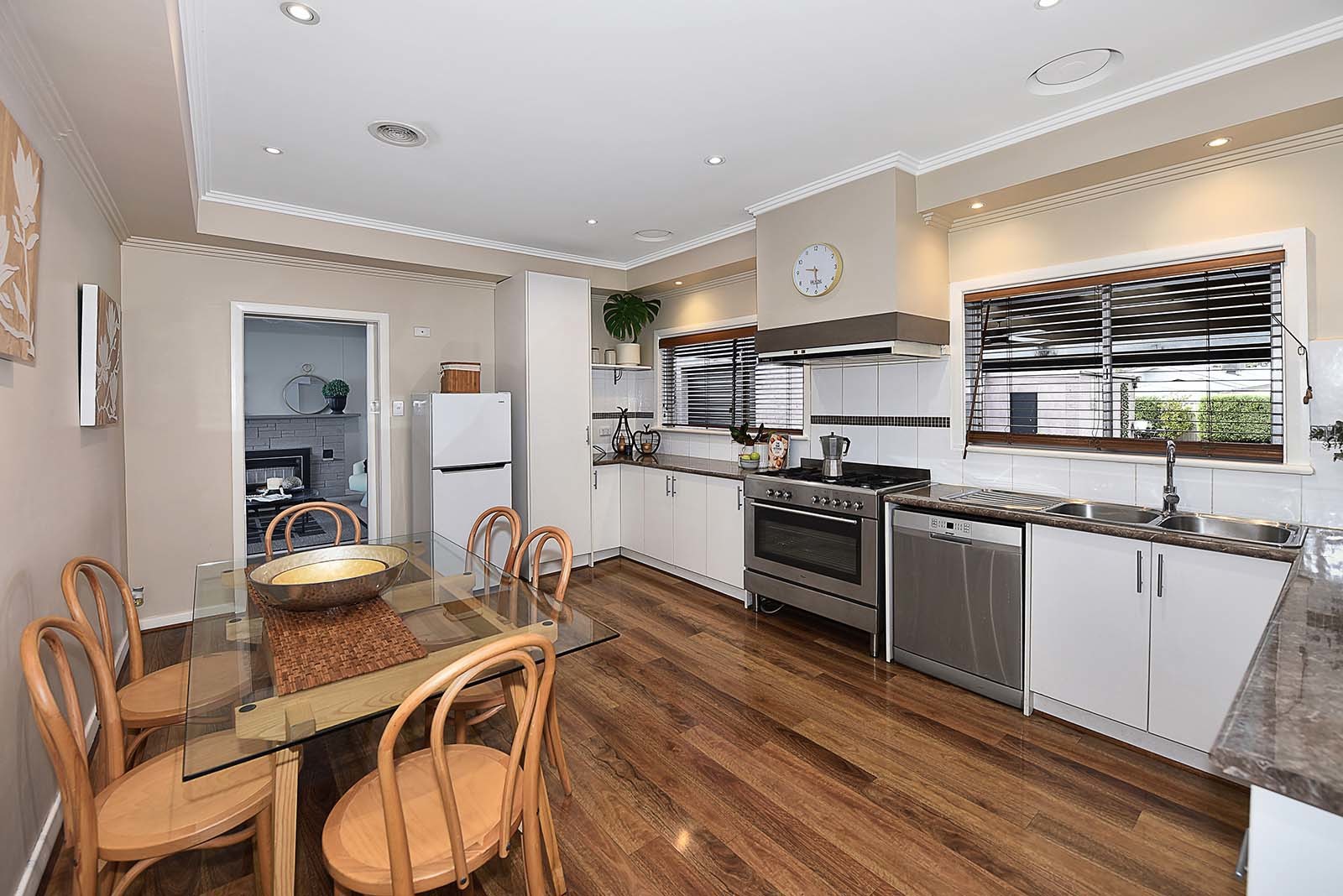 21 Gellibrand Crescent, Reservoir, VIC 3073, Reservoir - Thumbnail 4