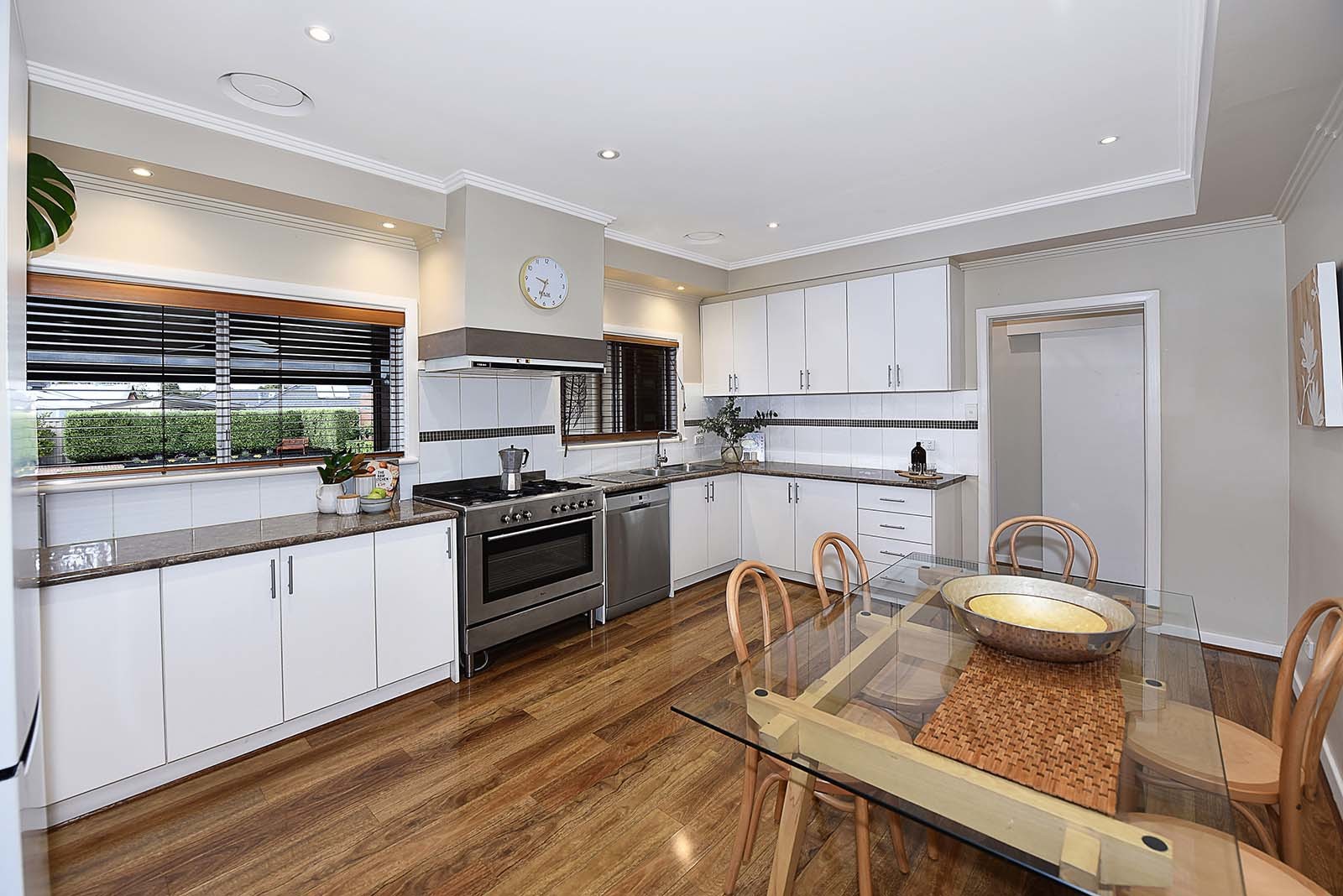 21 Gellibrand Crescent, Reservoir, VIC 3073, Reservoir - Thumbnail 5