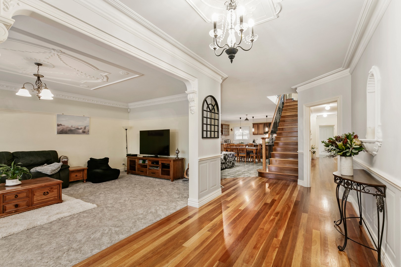 21 Gillow  Grove, Doreen, VIC 3754 - Thumbnail 2 - 06/04/2022