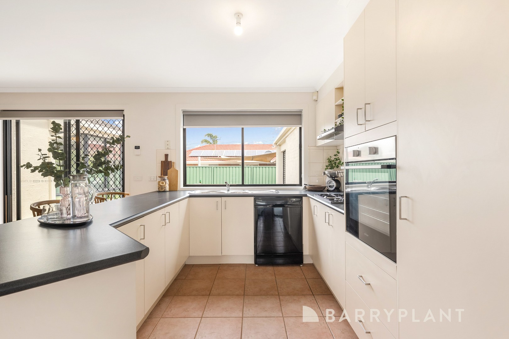 21 Goulburn Circuit, Caroline Springs, VIC 3023, Caroline Springs - Thumbnail 7