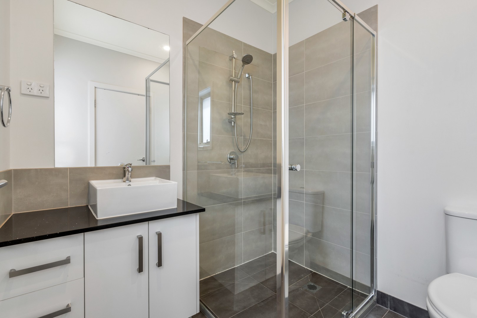 21 Grace Street, Craigieburn, VIC 3064, Craigieburn - Thumbnail 5