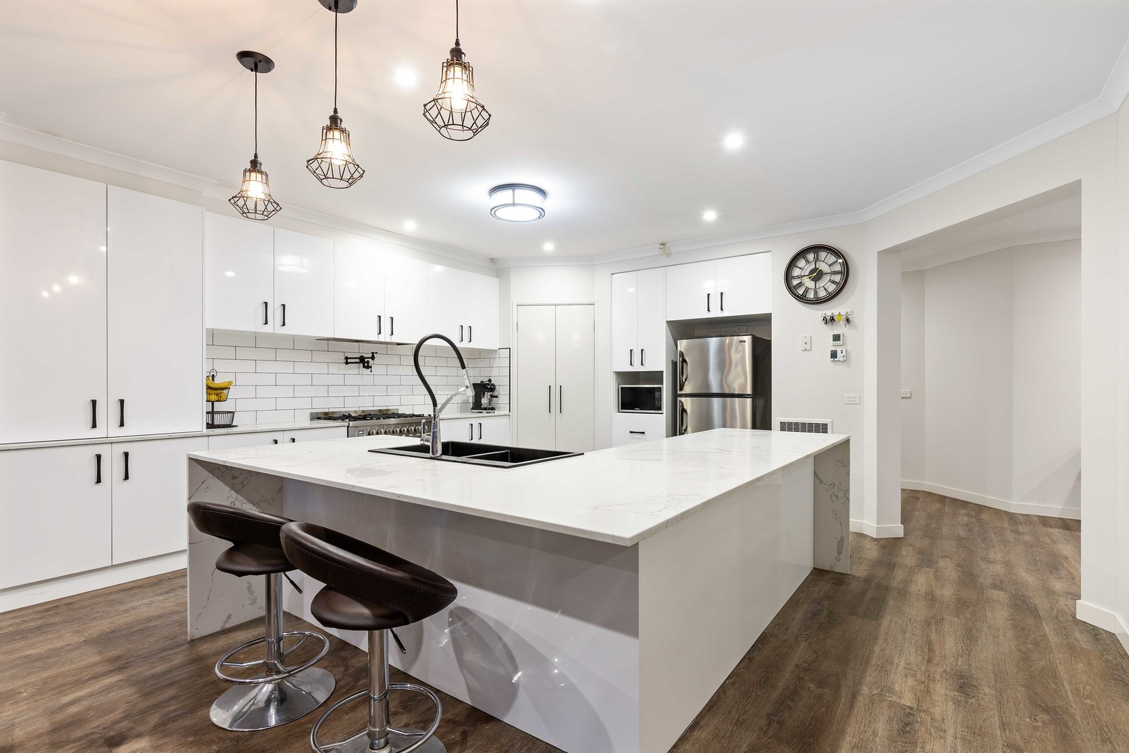 21 Grandview Crescent, Hillside, VIC 3037, Hillside - Thumbnail 4